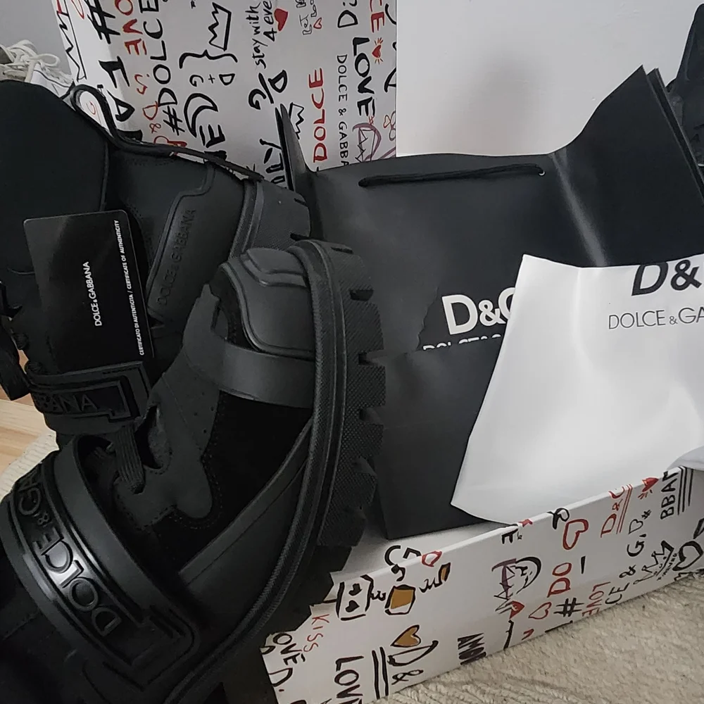 Dolce & Gabbana Men's Black Boots - Picture 3 of 4